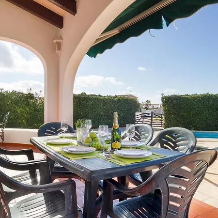Janis 3 Bedroom Villa, Cap D'artrutx 别墅
